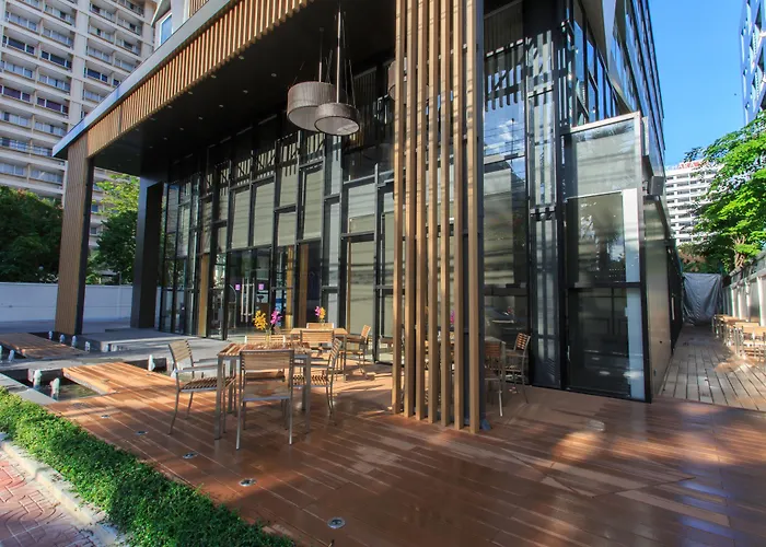 Icon Sukhumvit 2 4*