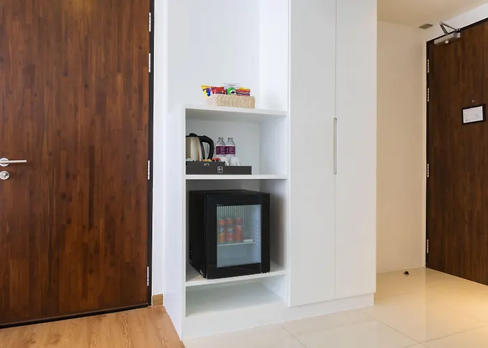 Icon Sukhumvit 2 Hotel 4*